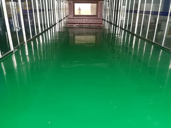 密封固化劑地坪和環(huán)氧地坪有什么不同？